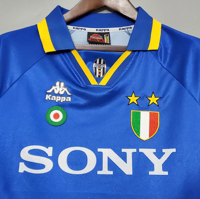 Juventus 95/96 Away Shirt